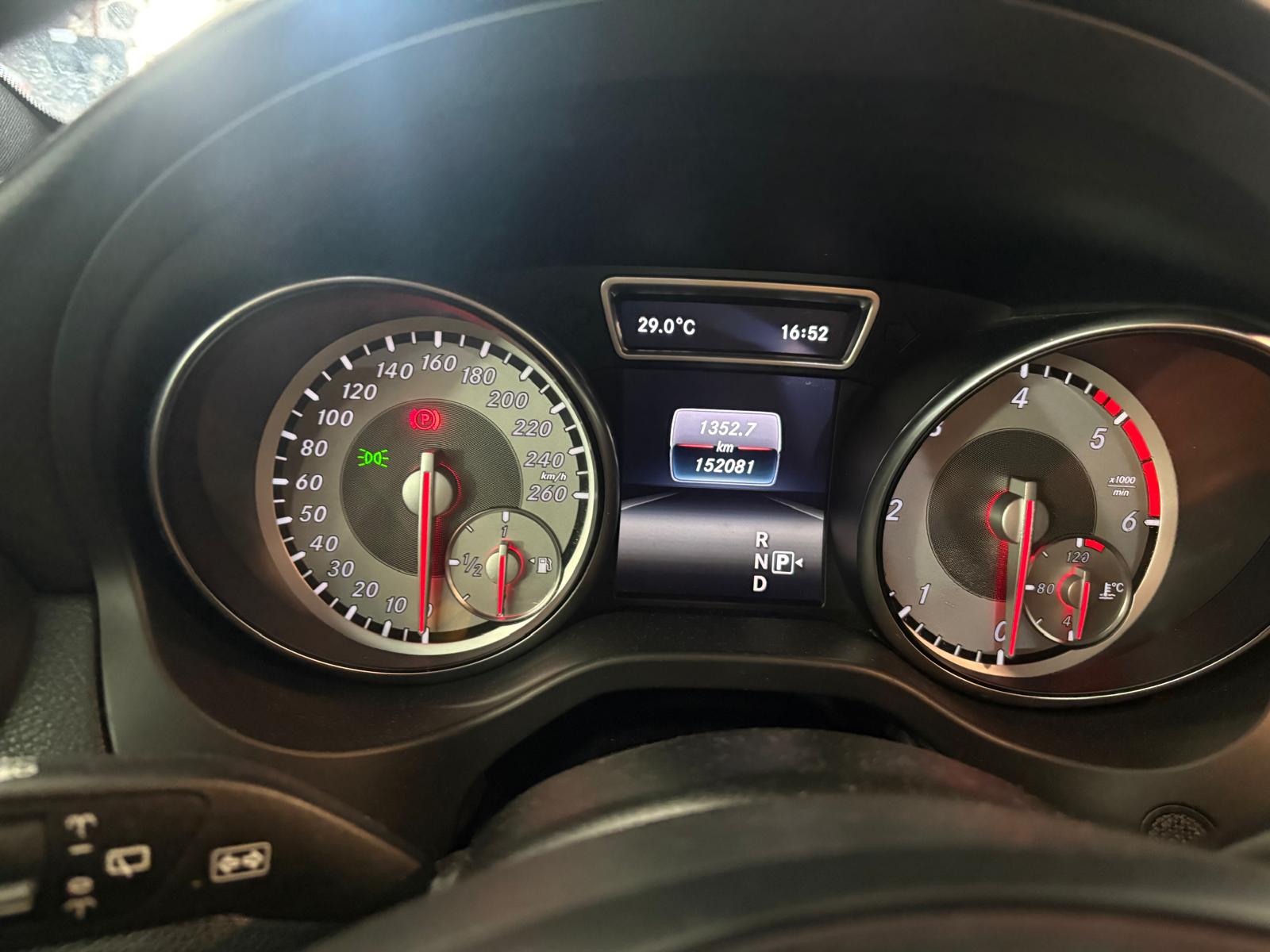 MERCEDES  GLA 220 D AUTOMATIC 4MATIC PREMIUM
